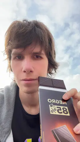 he probado ya todos los chocolatess negros creo #jajaja #tiktok #bernatpineda #chocolate #mercadona #probar #negro #chocolatenegro #viral #parati #fyp #wow #exterior #parami 