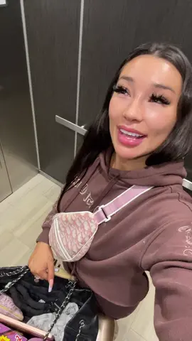 #travelwithme #costarica #traveltodolist 