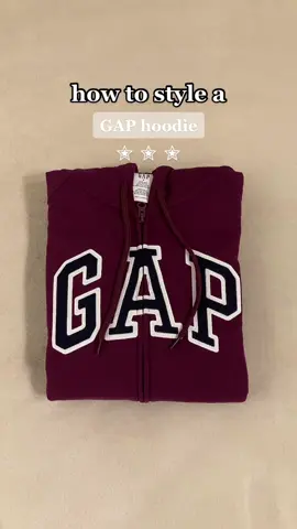 this zip up is so comfortable💗 #fyp #foryou #pinterest #gap #clothing #downtowngirl #downtowngirlaesthetic #outfitsinspo #outfitideas #style #viral 