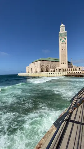 Casablanca 🕌                                                   #casablanca #morocco #maroc #quran #islam #mosque #masjid #hassan2 