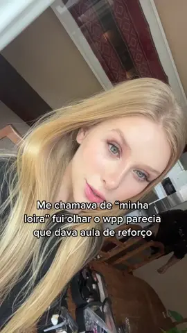Hahahaha piadas cm nos mesmas, porém a gata aqui nunca precisou de reforço nauumm