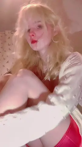 Y do I look so sad I’m hot af #mu5hr00m_bunny #cosplayer #aesthetic #cute #makeup #coquette #dollette  #softgirl