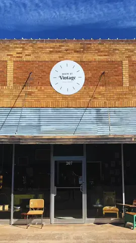 We turned this old cupcake place into a vintage furniture store #fyp #vintagefurniture #vintageshop #thrifting 