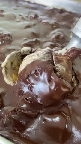 Um close bem de pertinho no nosso Chocowaffle para te deixar com água na boca!!  #gelato #sorvete #sorveteartesanal #icecream #gelatoitaliano #olímpia 