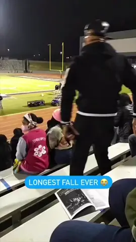 Same OGeeee‼️😅🤣😭 #funny #falling #funnyvideo #comedy #tiktokcomedy #BlackTikTok #fyp 