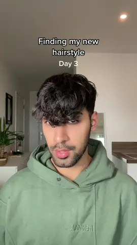 Hmm? 🤔 Simple but effective #hair #haircut #hairstyle #menshair #zaynmalik 