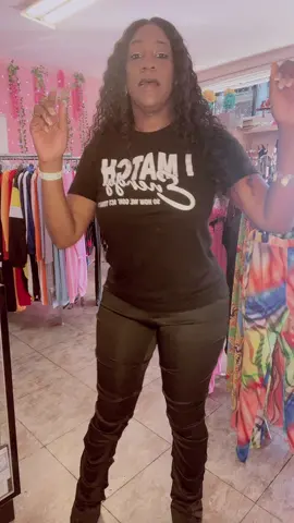 #boutiqueowner #hairwithatwist #clothingboutique #womensclothing #funattheboutique 