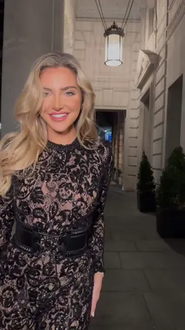 All your attention on this jumpsuit pls @nadinemerabi #fyp 