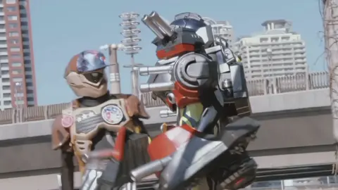 3 phần bất lực 7 phần như 3 #kamenriderexaid #hanayataiga #saibanico #taigahanaya #nicosaiba #kamenridersnipe #rideplayernico #neoheiseirider #kamenridercouple #tokusatsu 