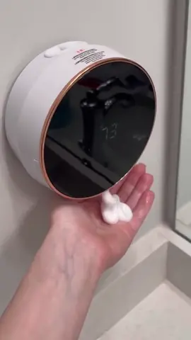 Wall-mounted automatic soap dispenser. #fyp #fypシ #foryou #foryoupage #soapdispenser #automaticsoapdispenser #handwash #wallmount #CleanTok #cleaning #cleaninghacks #LifeHack #houseproducts #householditems #bathroom #kitchen 