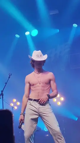 slay :) #thedriverera #rosslynch #drivereratok #capcut  #CapCut 