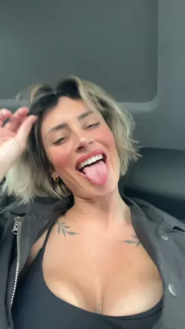 👅👅👅