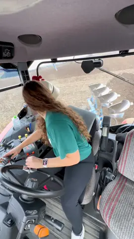 #agrolory #agriculture #steyrtraktoren #steyr #lemken #agrogirl #fy #agricultura🚜🌱 #campanie2022💚❤ #agro #agriculturaromaneasca 