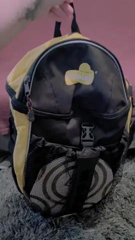 @lays x FIFA World Cup 2022 ⚽️..Find these bags in stores nationwide now for a limited time.. Thanks Lays🤘🏻  #lays #fritolay #foodblog #unboxing #foodreview #Foodie #fifa22 #teamchubster #snacks #fyp 