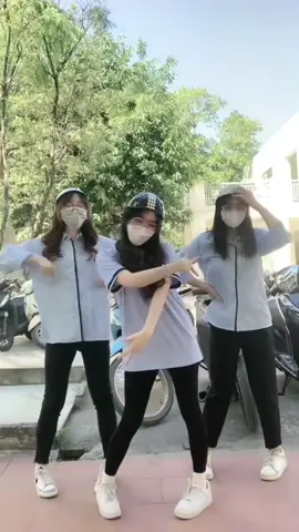 Xin lỗi chúng tôi chỉ là những học sinh mặc legging đú trend thôi #viral 