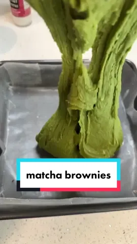 browned butter matcha brownies. #matcha #brownie #matchabrownies 