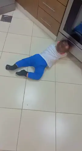 ادم يظيع مميتو 😂#شهد_وسيامند_ميراا_الصغيره 