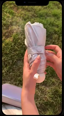 A capsule umbrella is essential for going out. It is small and easy to fold and carry. It has a high appearance and can prevent ultraviolet rays.#fyp #fypシ #umbrella #goodthing #foryou #rain #tiktokph #sunprotection 
