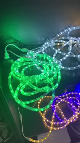 mangueiras led para deixar sua decoração ainda mais linda para esse Natal @apriorileds #iluminação #decoraçãonatalina #Natal #condominiosgoiania #gyn 