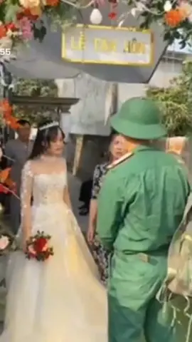 ak Thanh niên ik bộ đội về Ny ik lấy ban thân #toktok #typ #chúbộđội❤️🇻🇳 