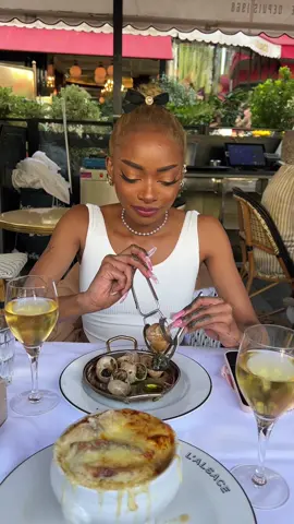 Counting down the days and i’ll be back in Paris eating these again  😂😂😂#fyp #foryou 