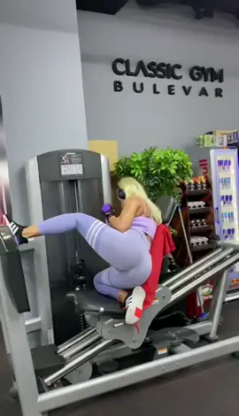 🏋🏼‍♀️𝐏𝐄𝐑𝐒𝐎𝐍𝐀𝐋𝐍𝐈 𝐓𝐑𝐄𝐍𝐈𝐍𝐙𝐈 (𝐍𝐨𝐯𝐢 𝐒𝐚𝐝) 👉𝐈𝐧𝐟𝐨 𝐢 𝐳𝐚𝐤𝐚𝐳𝐢𝐯𝐚𝐧𝐣𝐞 𝐭𝐞𝐫𝐦𝐢𝐧𝐚 𝐮 📳𝐈𝐍𝐁𝐎𝐗 @𝐠𝐚𝐠𝐚_𝐟𝐢𝐭  #training #girlwholift #personalnitreninzi #individualnitreninzi #vodjenitreninzi #ﬁtbody #fitwomen #gymgirl #personalnitreninzi #personaltrainers #licnitrener #healthychoices #zdravljenaprvommestu #zdravlje #vežbanje #fitnessmodel #workoutroutine #lift #healthcoach #personalnitreninzinovisad 