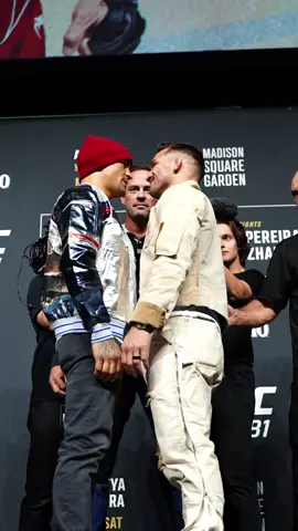 Nothing but FIREWORKS are expected 💥💥 #UFC #michaelchandler #dustinpoirier #mma 