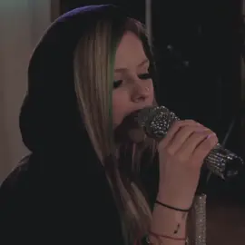 #avrillavigne #wishyouwerehere @avrillavigne 
