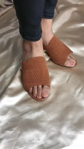 Wedge Sandals for y'all! Get yours now for only 258 php. #leya #classysandals #fashion #TikTokShopFashion #phsupersulitsale #tiktokbudolfinds #tiktoklive #fyp #foryoupage 