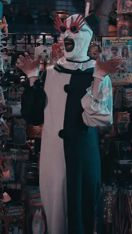 Art The Clown being Unintentionaly Funny for a whole minute. #horror #terrifier2 #movie #movieclips
