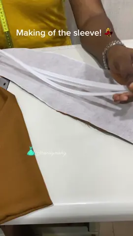 Beaurryyyyy......💃🥰💋  #viral #fyp #fashiontiktok #nigeriantiktok #goviral #fashiontiktokforyou #sewingtiktok 
