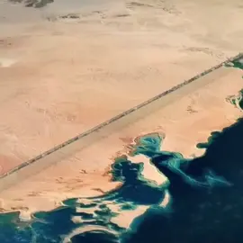 The Line, Saudi Arabia’s mega-city project 🇸🇦 #theline #project #future #saudiarabia #alexfunfacts #fyp #foryou 