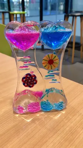 Water sandclock😍#toysoftiktok #fyp #foryou #gift #fidgettoys #toysforkids#sandclock #StressRelief #asmrtoys #movingsand #satisfying