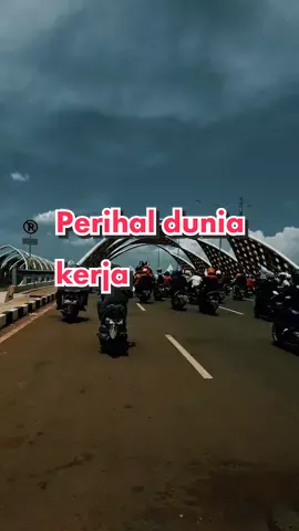 Gimana tempat kerjamu ? #kulipabrik #buruhpabrik #pekerjapabrik #curhatanburuh #curhatanpekerja #duniakerja #resign #tempatkerja 