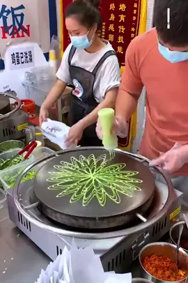 The most popular street food so beautiful #beautiful #food #foodtiktok #FoodLover #Foodie #streetfood #china #wrap #flowers #colourful#tasty #fyp#fypシ