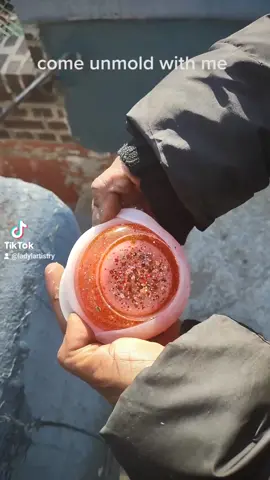 Red Glitter Mix Honey Pot Stash Jar   #beautiful #resin#instareels #instalike #viralaudio #creativeresinmarketplace #stashjar  #trendingaudio#glitter#artlover#beautiful #beautifulwoman#handmade#sexy #ladylartistry #localartist #diyresin#artistsofinstagram #music#moodygram#diycrafts #red #fun#pretty #resinartwork #resinart#blackgirlmagic