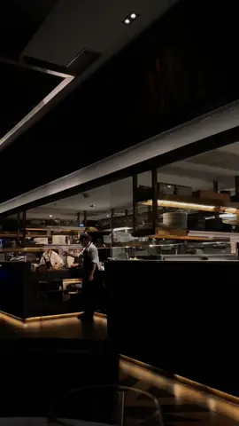 Nights in the city 🖤 #darkluxuryaesthetic #nightluxe #luxurylifestyle 