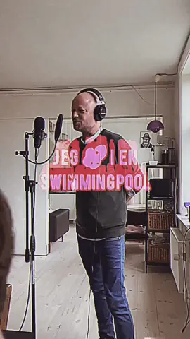 Pool citybois sus💅😅 lav den bedste video til sounden og vind et gavekort til matas💸 !intet er rigtigt, og alt er for sjov! #baghudchallenge #fyp #denmark 