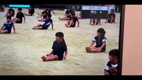 1人で何してんねん #昔の自分 #運動会 #新体操 