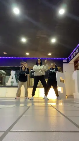 Si yo supiera lo que hay en tu mente 🔥   #synergiaescueladebaile #dancer 