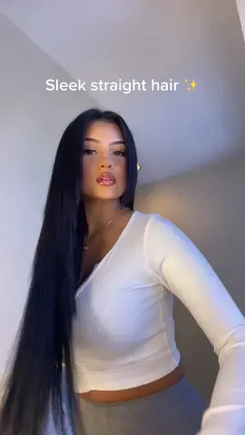 Sleek hair for the winter! One of my favorite #hairstyle ✨ @Foxy Locks #hairtutorial 