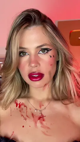 Draw the cat eye sharp enough 💁‍♀️