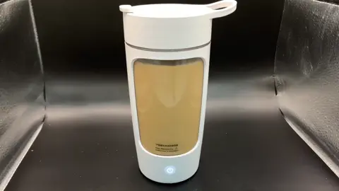 Automatic mixing cup. Protein powder shaker bottle great for gym!! #gym #GymTok 