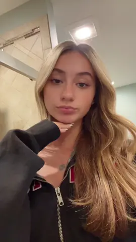 💇🏼‍♀️💇🏼‍♀️