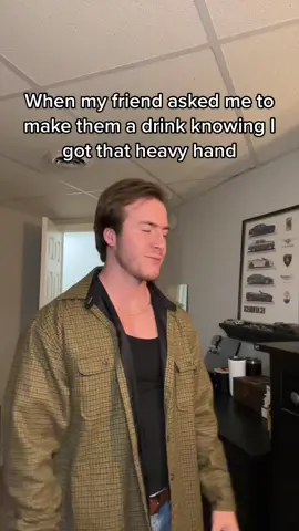 Don’t ask me to make your drinks if you don’t want to taste the 🍻#drinks #cocktails #alc 