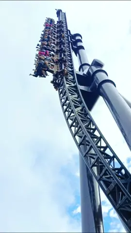 😱🎢😱 #fypシ #fyp #foryoupage #leofoovillage #taiwantravel #extremerides 