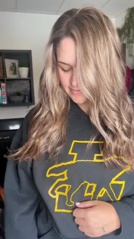 #hairstylistsoftiktok #tiktokhairstylist #hairoftiktok #hairtok #youreimportant #behindthechairstylists #hairstylist #hairstylistlife 