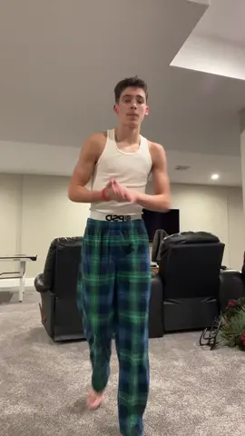 ignore my feet 😂🔥 #fyp #viral  #YellowstoneTV #ChevyEVSongContest 