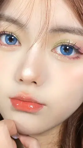 Vẻ đẹp này không tự nhiên mà có tất cả là nhờ Bộ phấn mắt 63 ô Hold live #xuhuong #nacbeauty #phanmatnoidiatrung #holdlive    #CapCut 