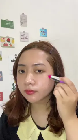 Hi semua aku mau ngenalin produk kecil dan imut yang cocok buat para remaja! Yaitu lipstick dari Mirabella! Harganya cocok untuk kantong pelajar dan kalian bisa beli di pembelian di shopee martha tilaar shop official store atau martha tilaar shop terdekat loh! Yuk cek @mirabellacosmetics #Mirabellacosmetics #MirabellaChic 